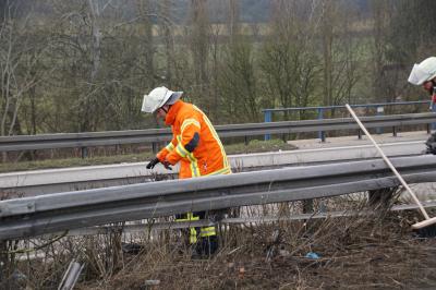 Reichenbach: Verkehrsunfall auf der B10- 1 mittelschwer verletzter
